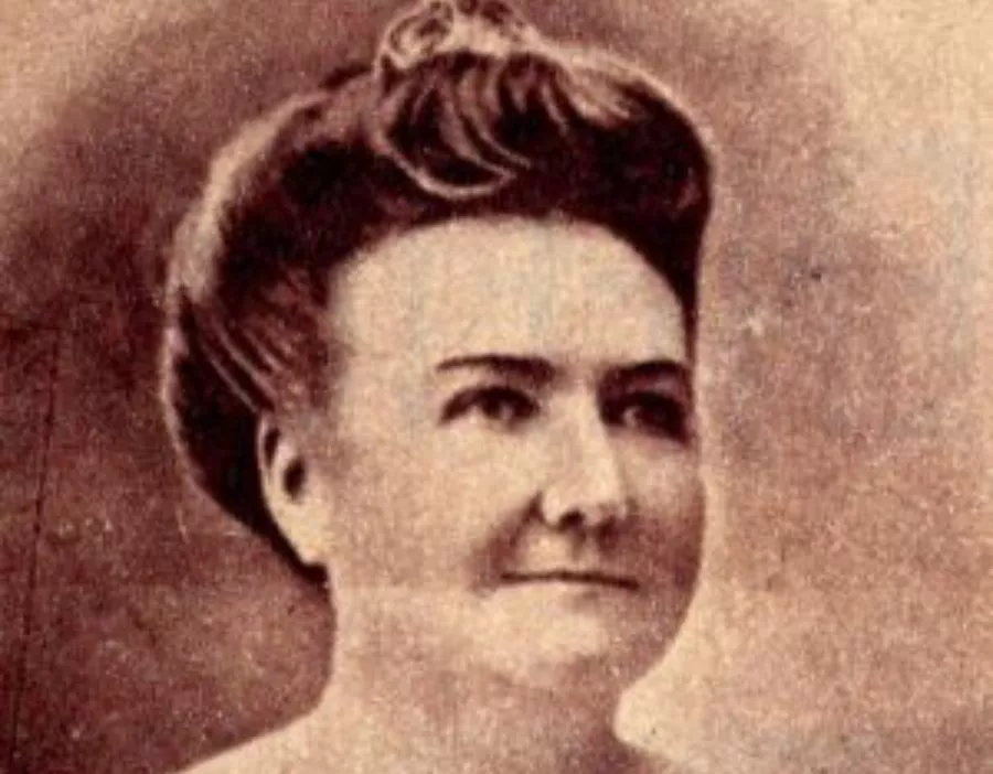 ceceleeades