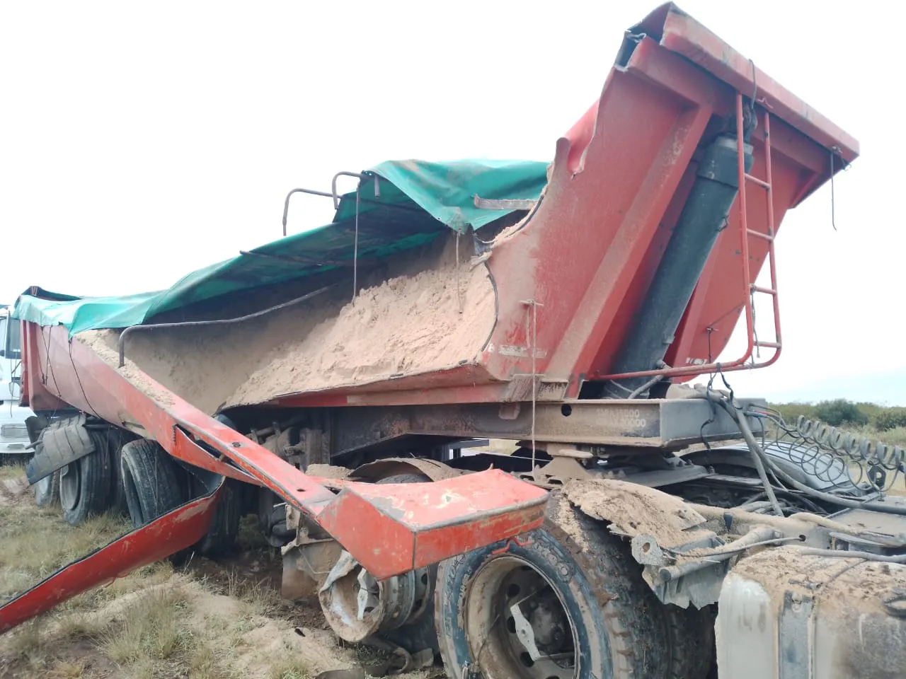 WhatsApp Image 2024-04-13 at 18.18.56 (1)