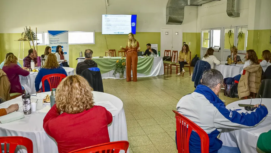 escuelaepareunddf