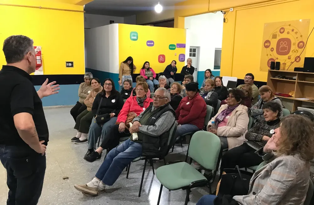 charla cumlen telen (1)